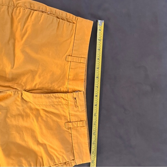 Old Navy Everyday Shorts Mustard Yellow Chino Cotton Casual Summer Size 2 Fun - Picture 5 of 8